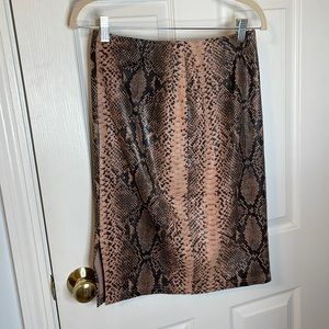 Boston proper pencil skirt in snakeskin pattern size extra small